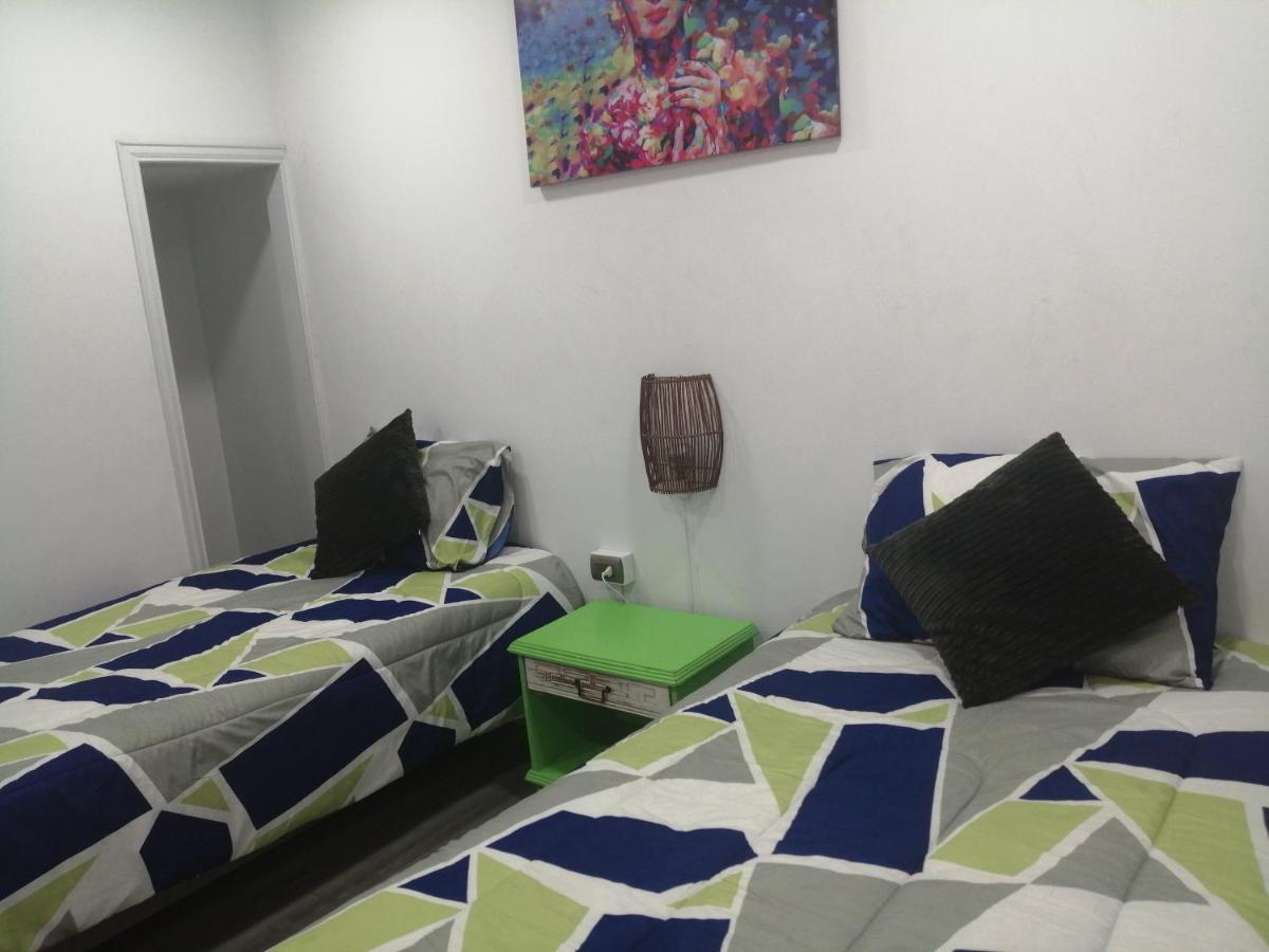 Hostal Mancora Monjitas 755 Hotel Santiago Buitenkant foto