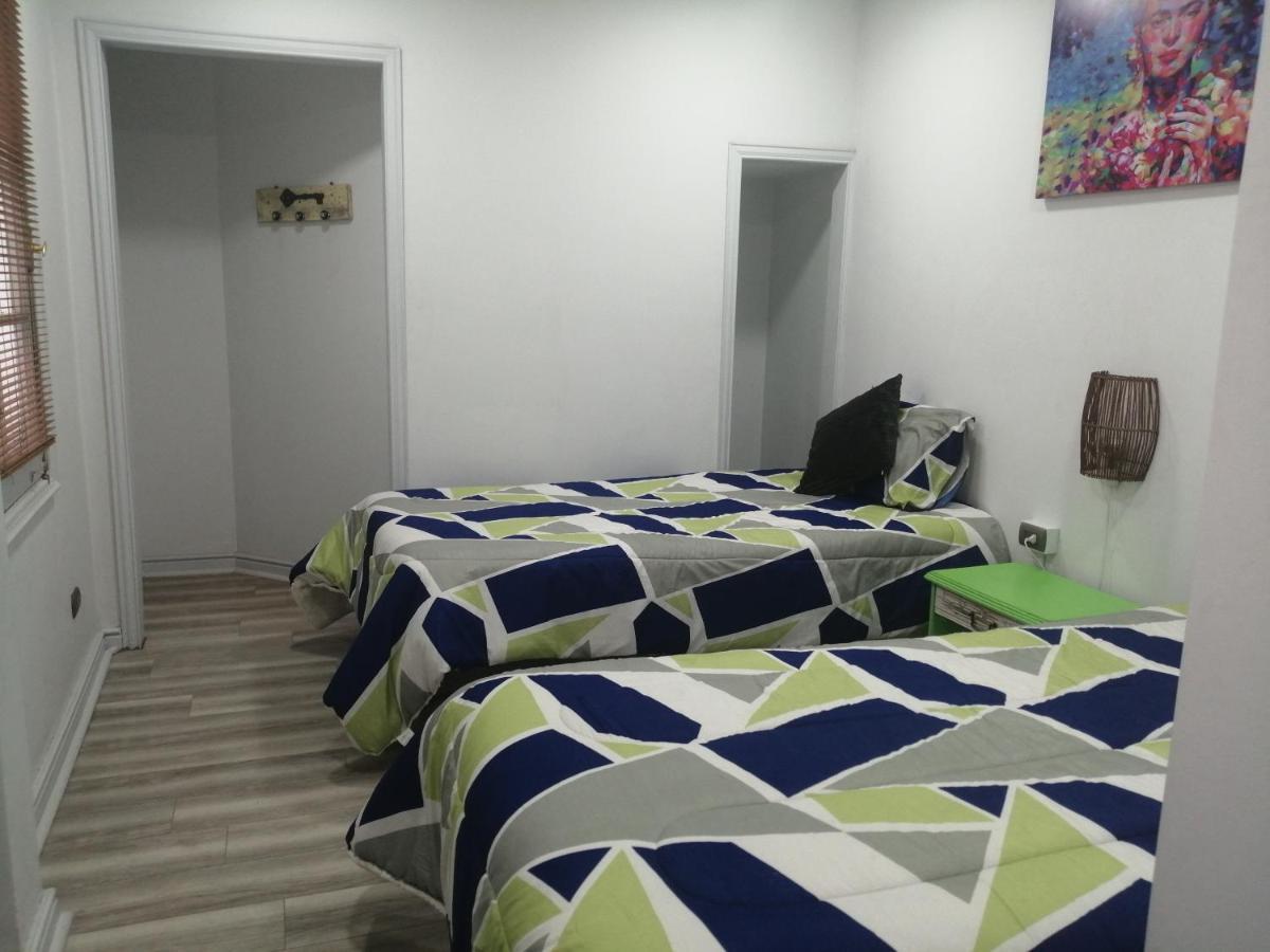 Hostal Mancora Monjitas 755 Hotel Santiago Buitenkant foto