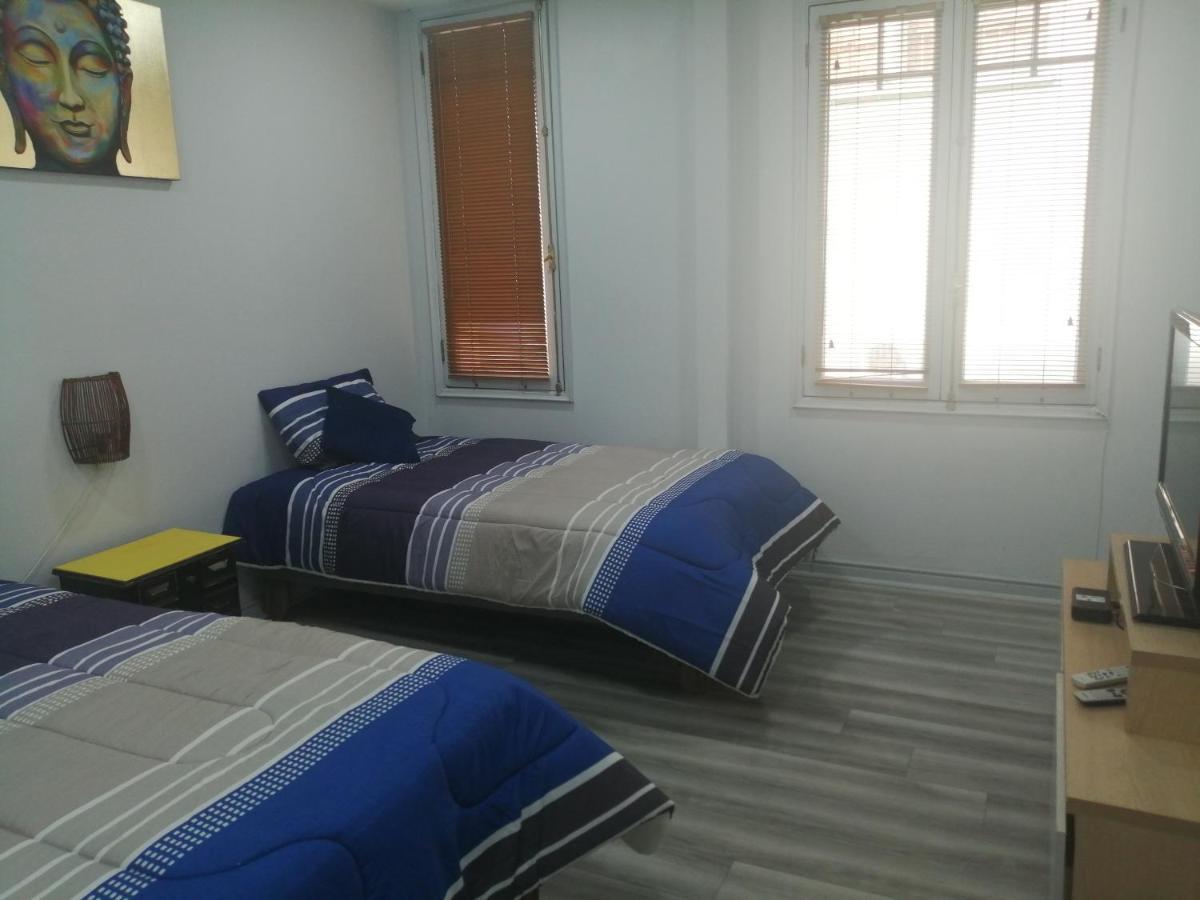 Hostal Mancora Monjitas 755 Hotel Santiago Buitenkant foto