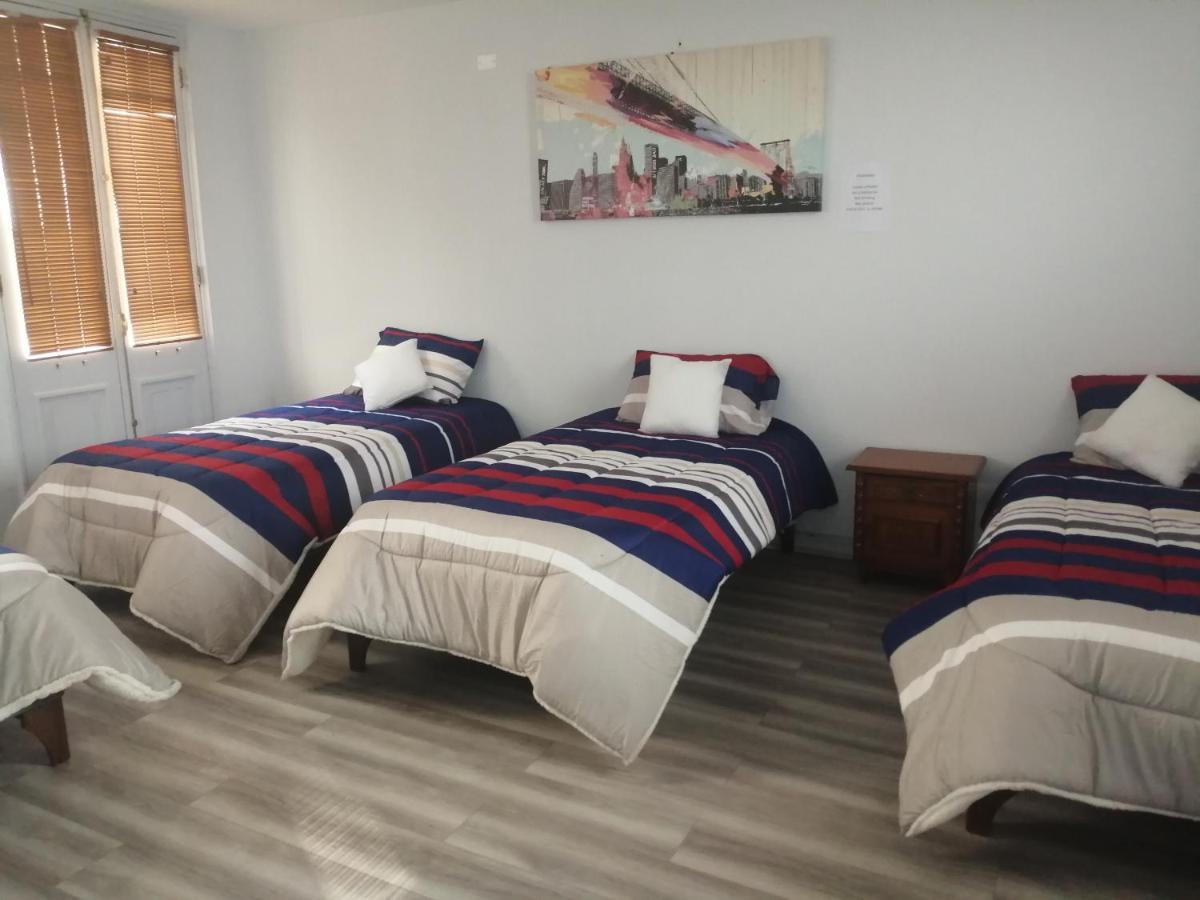 Hostal Mancora Monjitas 755 Hotel Santiago Buitenkant foto