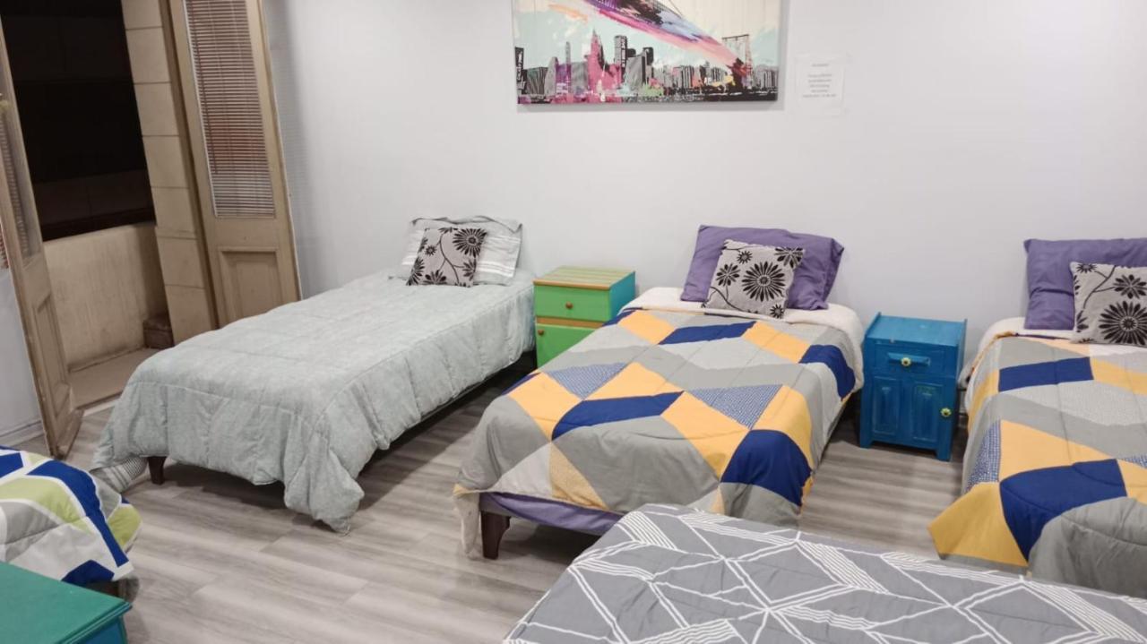 Hostal Mancora Monjitas 755 Hotel Santiago Buitenkant foto