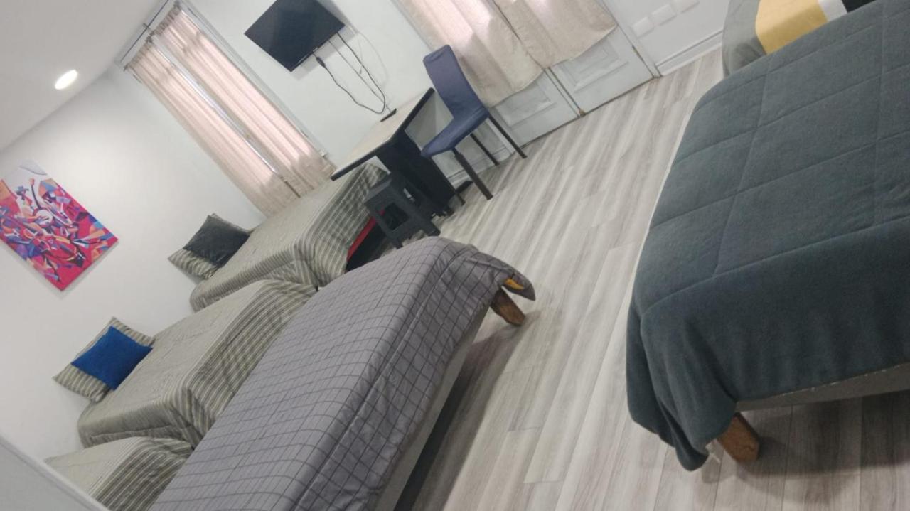 Hostal Mancora Monjitas 755 Hotel Santiago Buitenkant foto