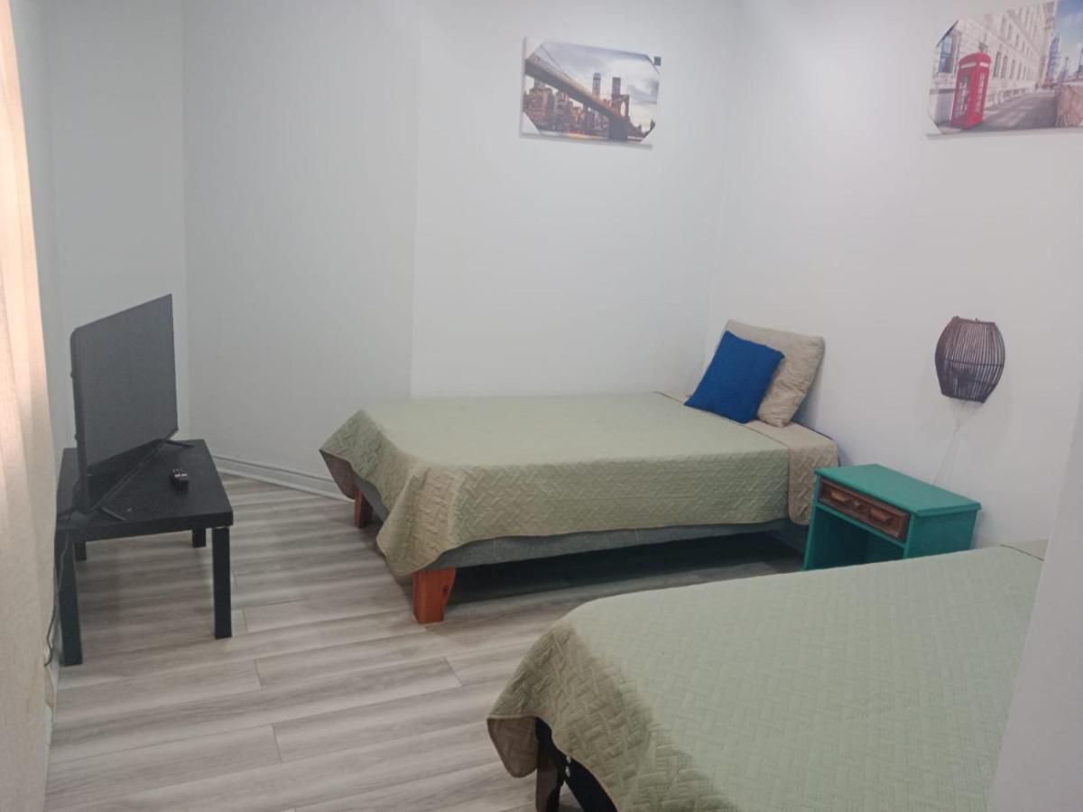 Hostal Mancora Monjitas 755 Hotel Santiago Buitenkant foto