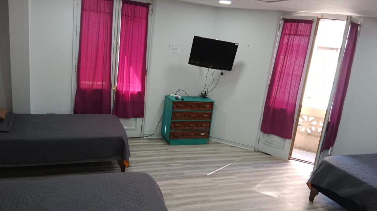 Hostal Mancora Monjitas 755 Hotel Santiago Buitenkant foto
