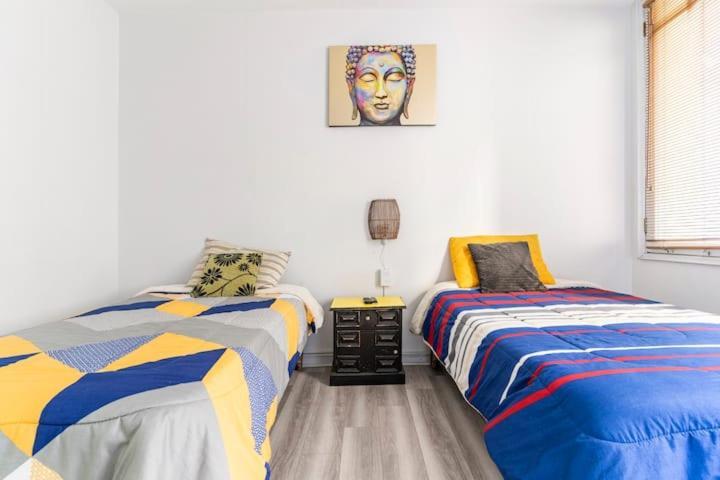 Hostal Mancora Monjitas 755 Hotel Santiago Buitenkant foto