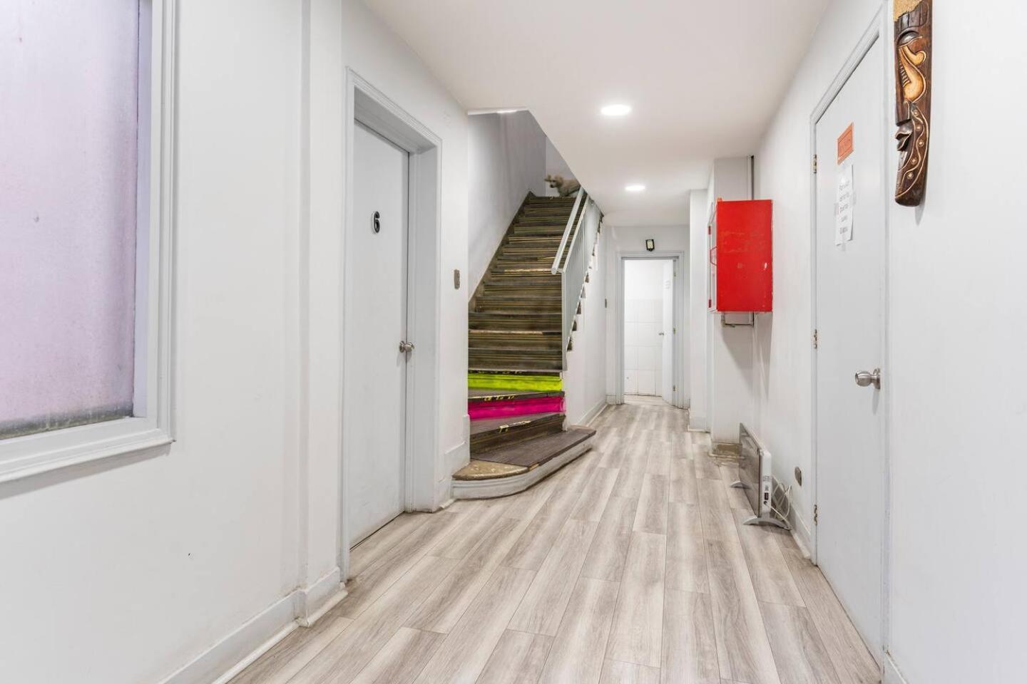 Hostal Mancora Monjitas 755 Hotel Santiago Buitenkant foto